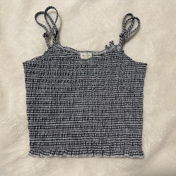 BRANDY MELVILLE TANK TOP - Picture 1 of 5